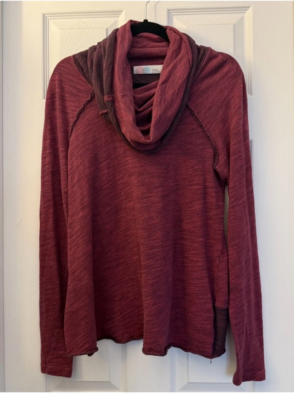 Free People FP Beach Cocoon Cowl Neck Pullover. Heathered deep purple. One size